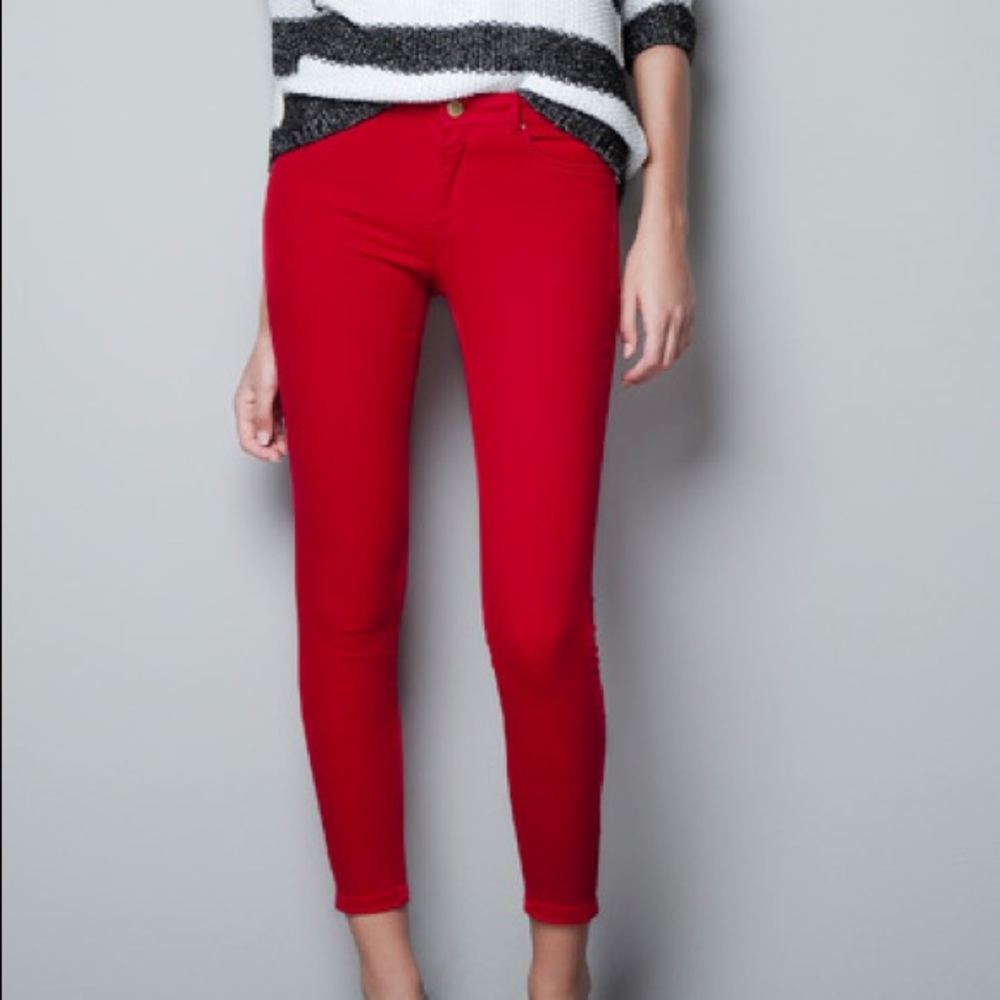 ZARA WOMAN RED COATED WAXED CROPPED PANTS JEANS
